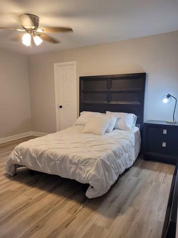 508 Navajo Street, Conroe, TX 77316