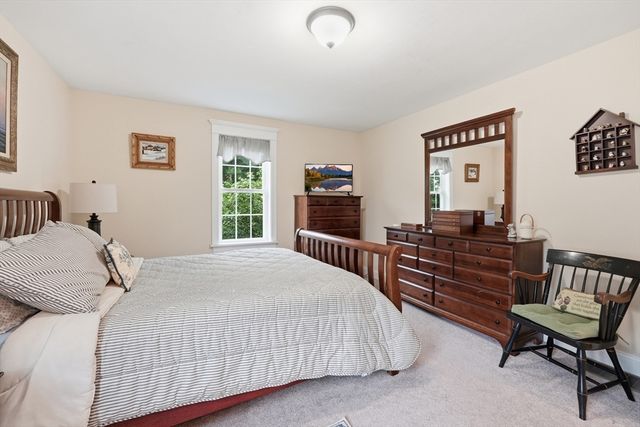 215 Sarty Rd, Warren, MA 01083