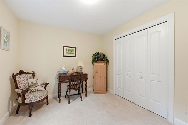 215 Sarty Rd, Warren, MA 01083