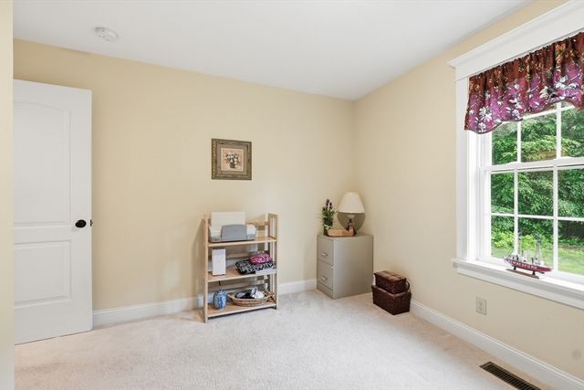 215 Sarty Rd, Warren, MA 01083