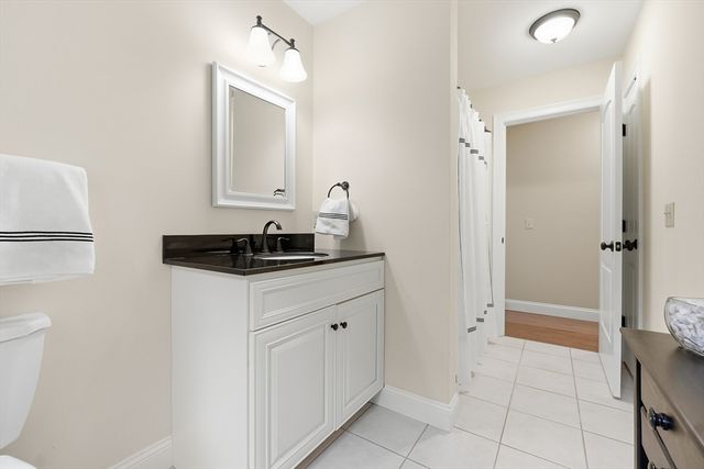 215 Sarty Rd, Warren, MA 01083