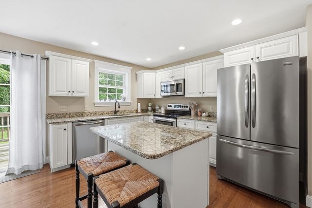 215 Sarty Rd, Warren, MA 01083