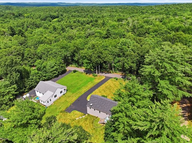 215 Sarty Rd, Warren, MA 01083