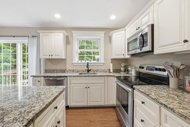 215 Sarty Rd, Warren, MA 01083