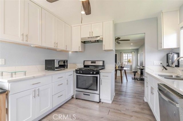 1100 W 103rd Street, Los Angeles, CA 90044