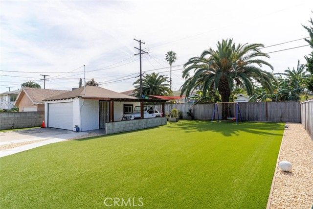 1100 W 103rd Street, Los Angeles, CA 90044