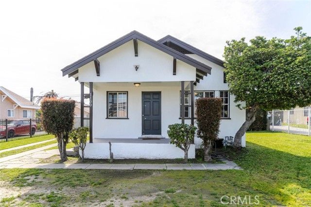 1100 W 103rd Street, Los Angeles, CA 90044