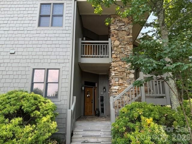 81 Stoney Falls Loop C3, Burnsville, NC 28714