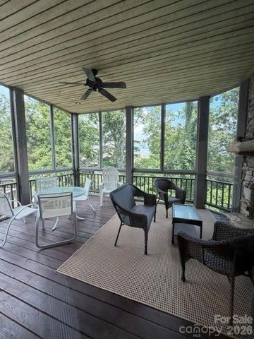 81 Stoney Falls Loop C3, Burnsville, NC 28714