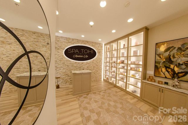 81 Stoney Falls Loop C3, Burnsville, NC 28714