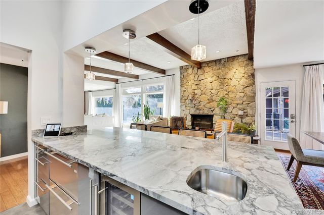 41 Erick Avenue, Hewlett, NY 11557