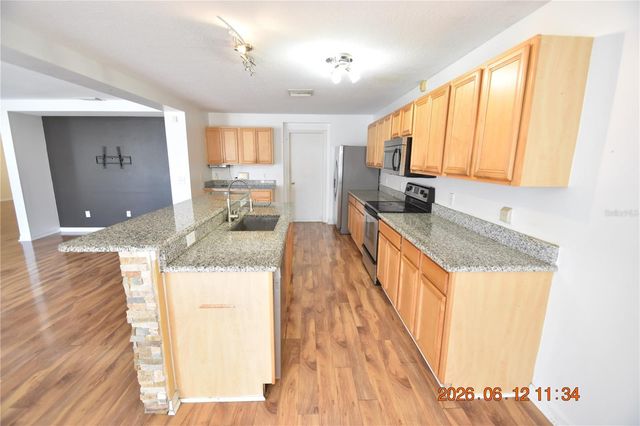 10924 SUBTLE TRAIL DRIVE, Riverview, FL 33579