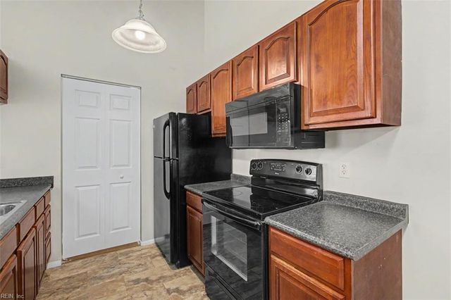 5622 Summit ARCH, Virginia Beach, VA 23462