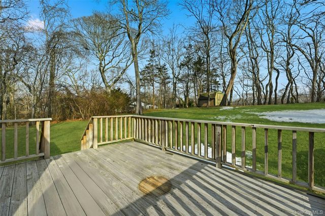 23 Amagansett Drive, Sound Beach, NY 11789