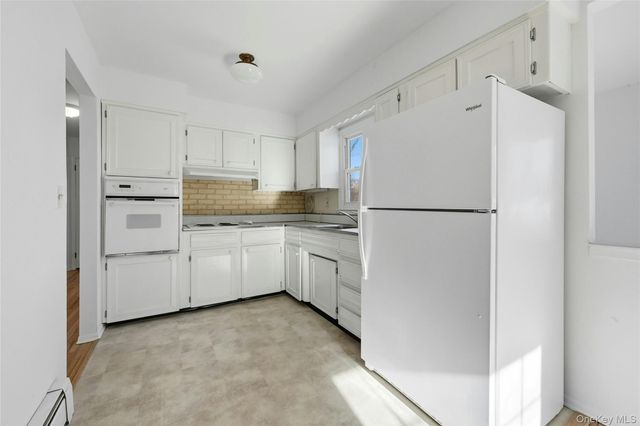 23 Amagansett Drive, Sound Beach, NY 11789