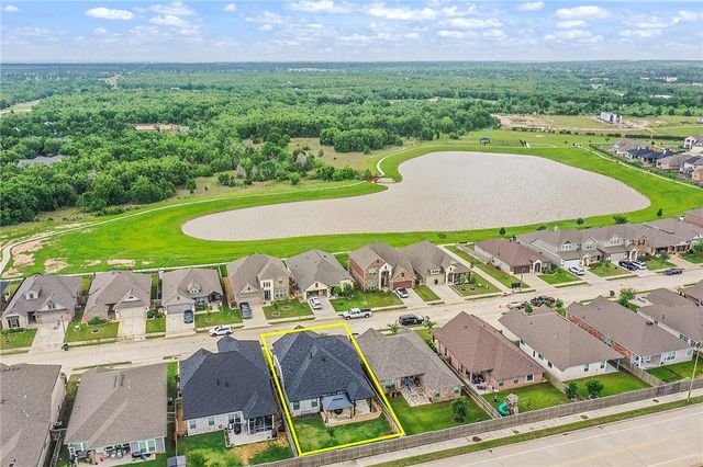 6327 Spartan Drive, College Station, TX 77845