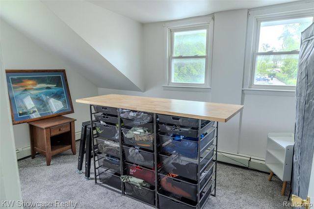 1815 E Lake Drive, Novi, MI 48377