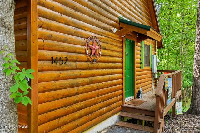 1452 Cupid Way, Sevierville, TN 37876