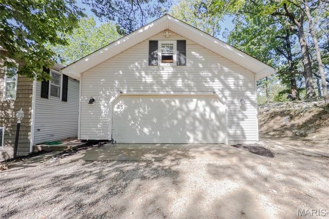7745 N Illinois Street, Caseyville, IL 62232