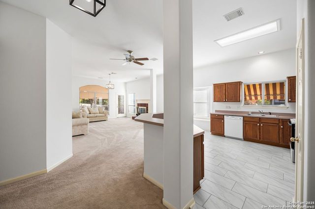 13102 Stoney Creek, Universal City, TX 78148