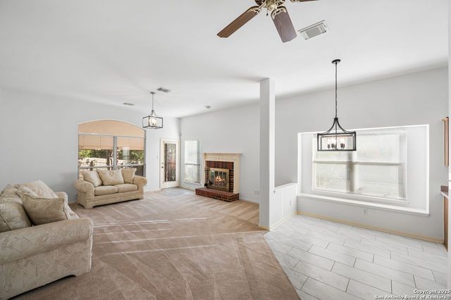 13102 Stoney Creek, Universal City, TX 78148