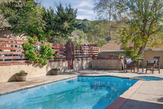 8994 Nye Road, Ventura, CA 93001