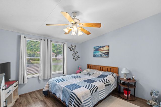 3254 Lyndon Dr., Little River, SC 29566