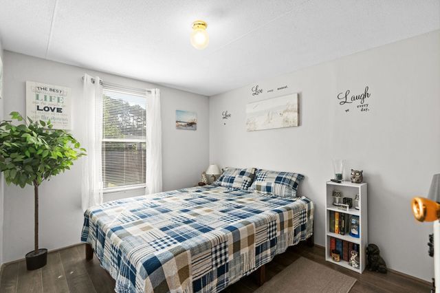 3254 Lyndon Dr., Little River, SC 29566