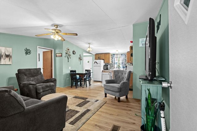 3254 Lyndon Dr., Little River, SC 29566