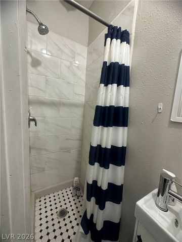 1312 East Saint Louis Avenue, Las Vegas, NV 89104