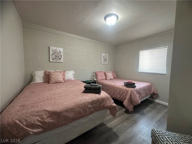 1312 East Saint Louis Avenue, Las Vegas, NV 89104