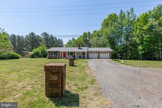 391 HOLLY CORNER RD, Fredericksburg, VA 22406