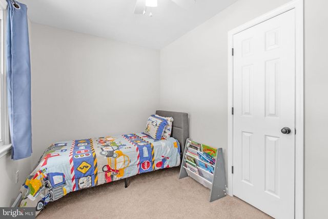 391 HOLLY CORNER RD, Fredericksburg, VA 22406