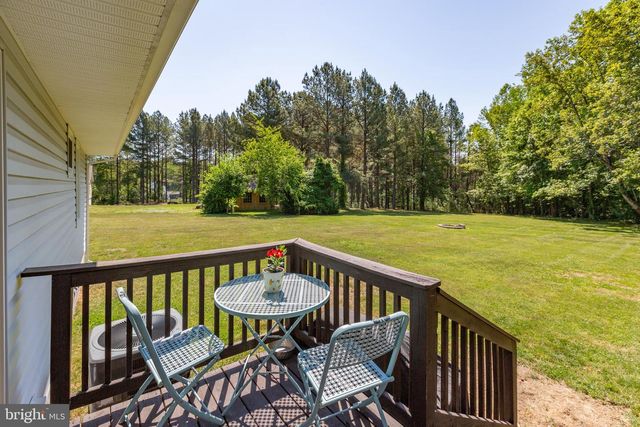 391 HOLLY CORNER RD, Fredericksburg, VA 22406