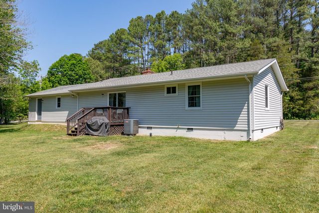 391 HOLLY CORNER RD, Fredericksburg, VA 22406