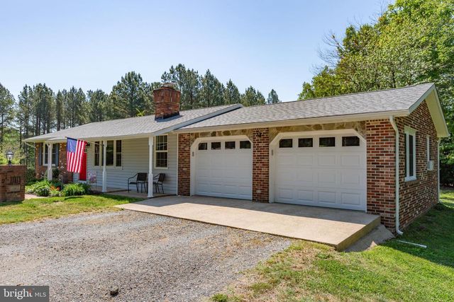 391 HOLLY CORNER RD, Fredericksburg, VA 22406
