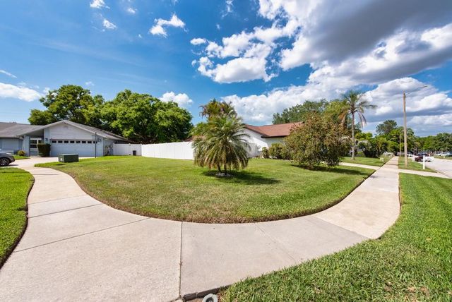 2911 LAHLOR LANE, Palm Harbor, FL 34684