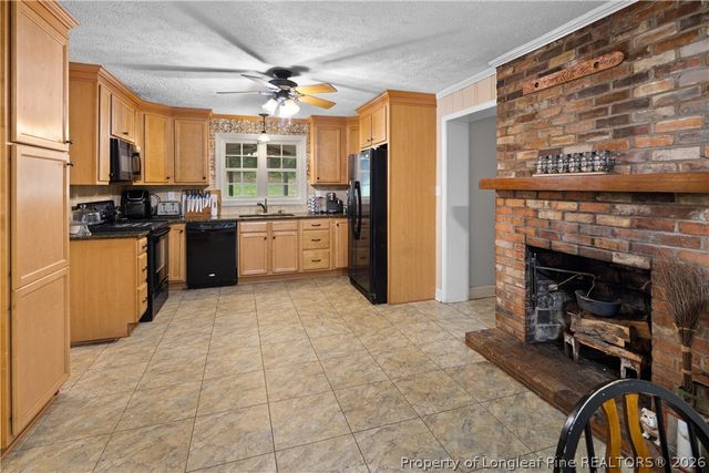 2712 Skye Drive, Fayetteville, NC 28303