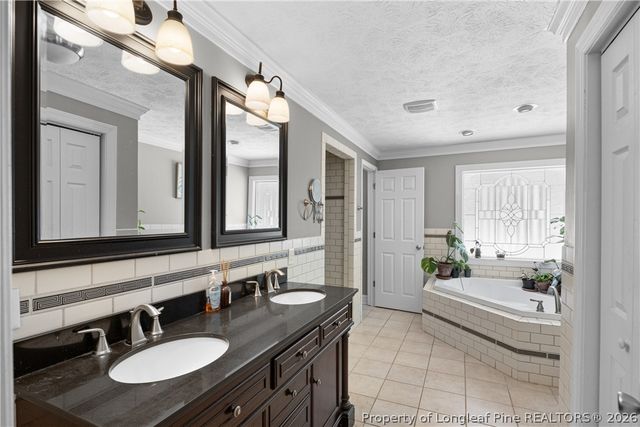 2712 Skye Drive, Fayetteville, NC 28303