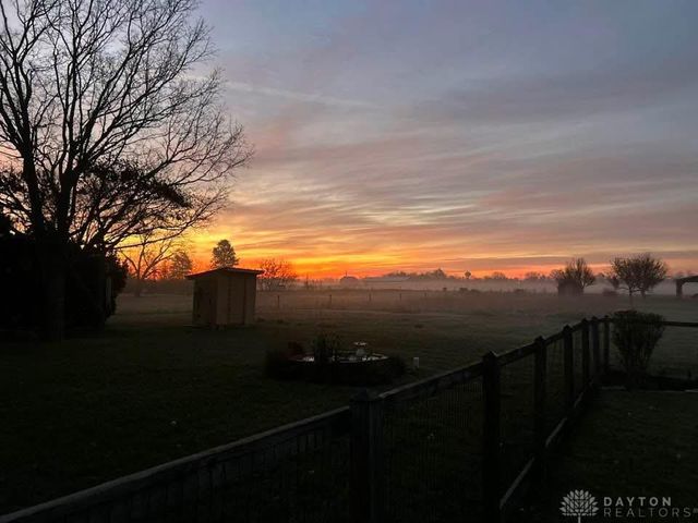 12284 Old Dayton Road, Brookville, OH 45309