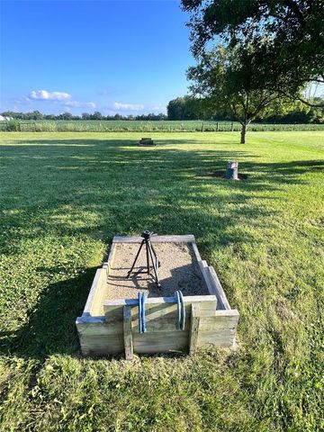 12284 Old Dayton Road, Brookville, OH 45309