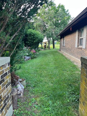 12284 Old Dayton Road, Brookville, OH 45309