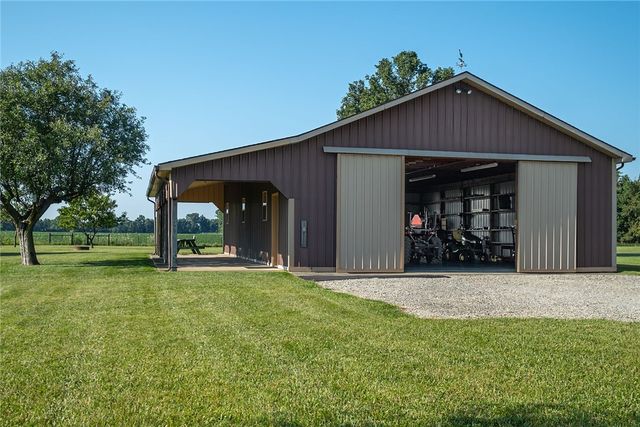 12284 Old Dayton Road, Brookville, OH 45309