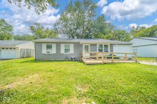 2311 S Fairlawn Way, Anderson, IN 46011
