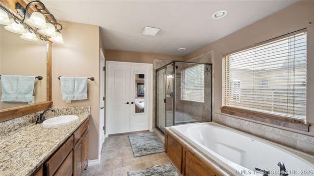 14338 S Hudson Avenue, Bixby, OK 74008