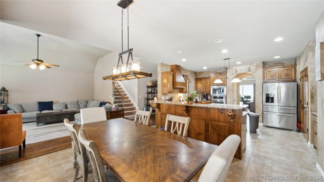 14338 S Hudson Avenue, Bixby, OK 74008