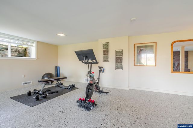 1047 Northview Ln NW, Albany, OR 97321