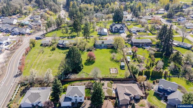 1047 Northview Ln NW, Albany, OR 97321