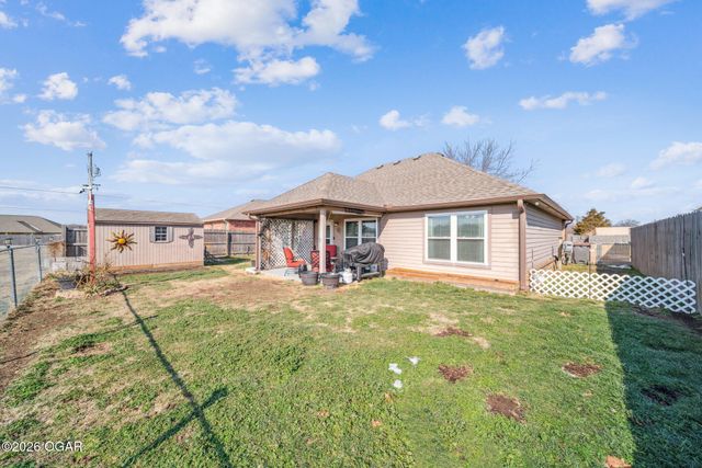 1506 W 11th Street, Grove, OK 74344