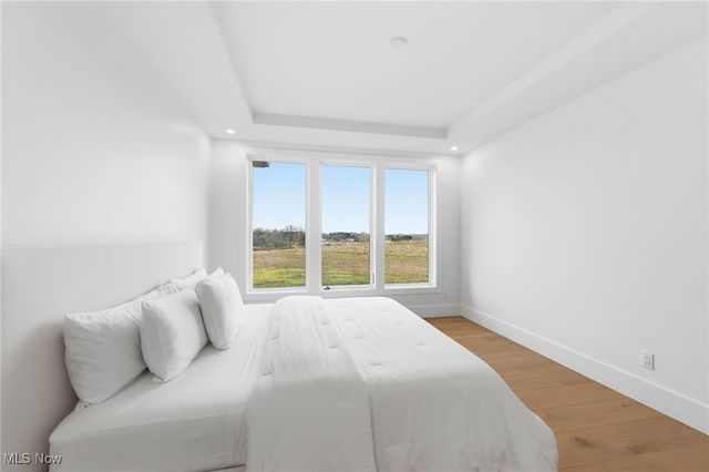 10311 Hunting Hills Avenue NE, Hartville, OH 44632